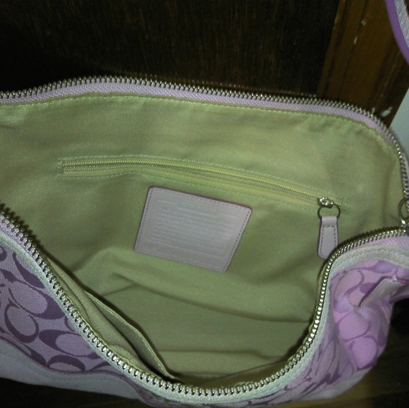 Coach sandels and matching handbag - Picture 5 of 9